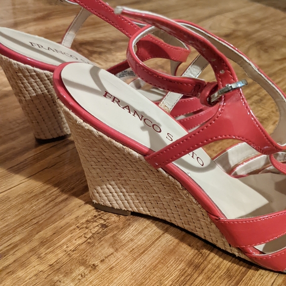 New Franco Sarto Wedge Red Shoes - Picture 3 of 9